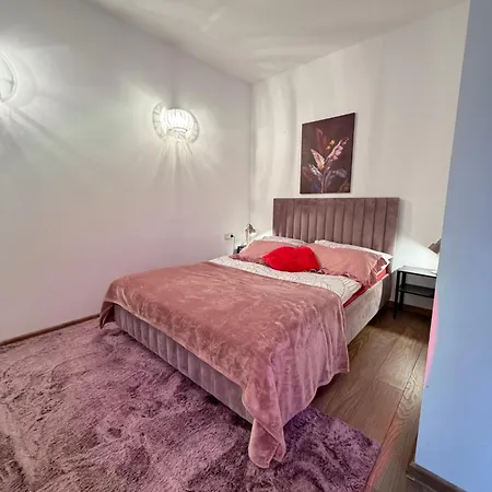 Felix فندق مبيت وإفطار 3*